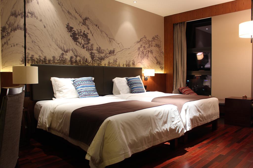 Ssaw Boutique Hotel Delan Mogan Mountain Deqing Quarto foto
